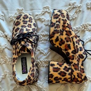 Pleaser Funtaisma Leopard Print Platform Shoes Unisex